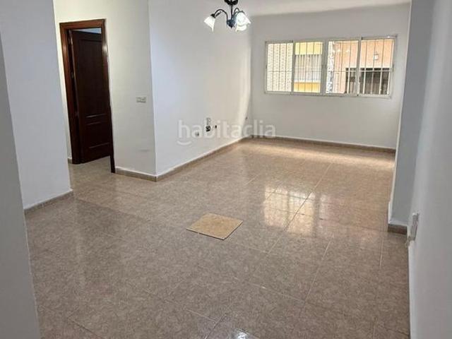 Piso en venta en Málaga, La Unión Cruz de Humilladero Los Tilos. Oportunidad a un Gran Precio. Pisos.