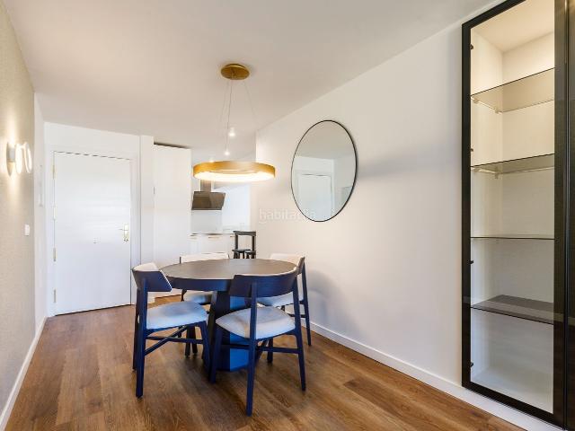 Piso en venta en Málaga, La Unión Cruz de Humilladero Los Tilos. Piso reformado premium, 3 dormitorios y 2 baños, listo para entrar Metro y Vialia a 10 min. Pisos.