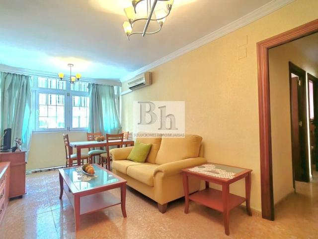 Piso en venta en Málaga, La Luz El Torcal. BLANHOGAR VENDE FANTASTICO PISO EN LA LUZ!. Pisos.