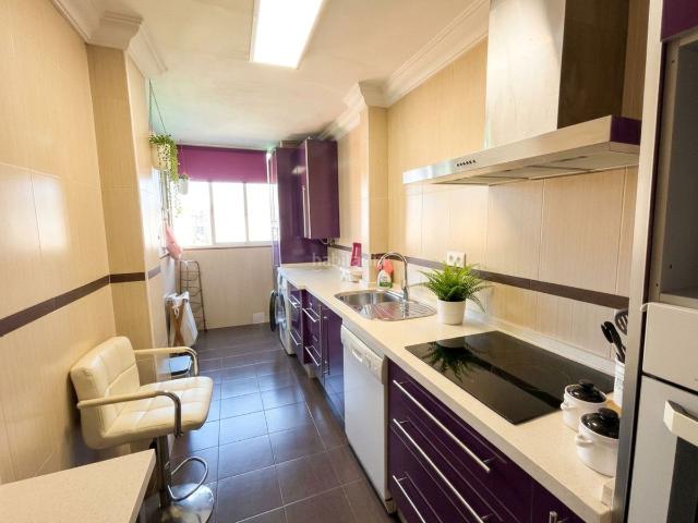 Piso en venta en Málaga, La Luz El Torcal. PISO EN VENTA CON 3 DORMITORIOS EN VIRGEN DE BELÉN. Pisos.
