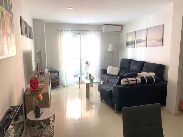 Piso en venta en Málaga, La Luz El Torcal. Piso en venta en calle héroe de Sostoa 180. Pisos.