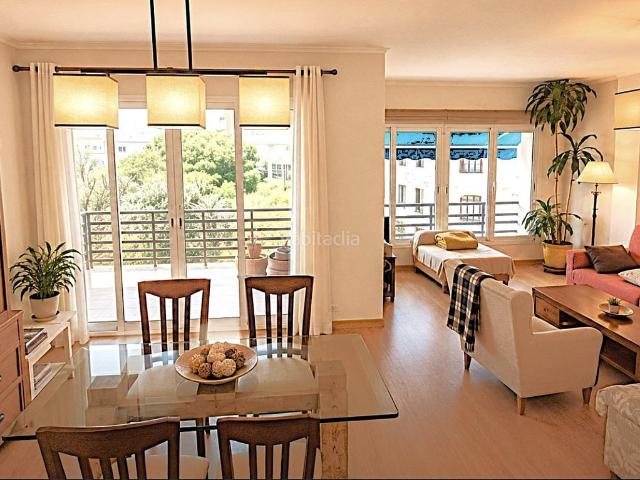 Piso en venta en Málaga, La Malagueta Monte Sancha. Espectacular piso en el prestigioso Paseo Reding, ideal para familias. Pisos.
