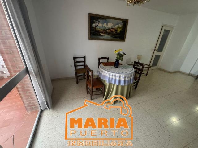 Piso en venta en Málaga, Los Castillejos La Trinidad. Piso para reformar de 3 dormitorios. Pisos.