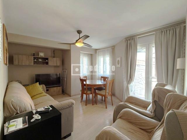 Piso en venta en Málaga, Olletas Sierra Blanquilla. PISO DE 3 DORMITORIOS EN ALAMEDA DE CAPUCHINOS. Pisos.