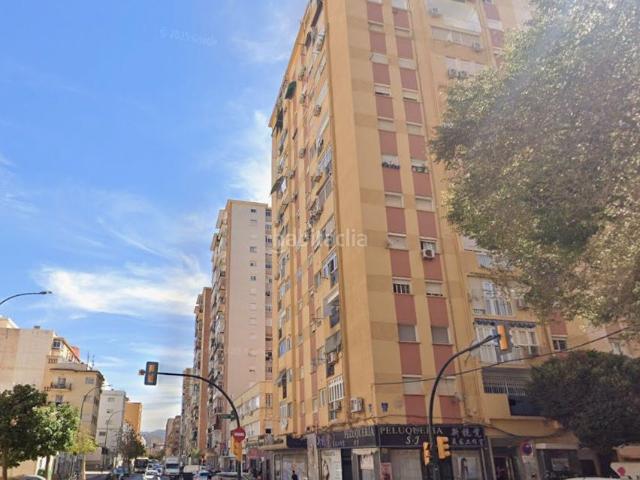 Piso en venta en Málaga, Parque Ayala Jardín de la Abadía Huelín. PISO EN VENTA EN HUELIN. Pisos.