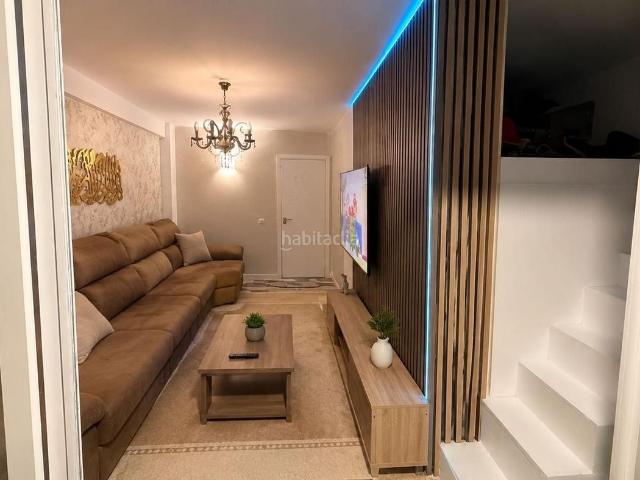 Piso en venta en Málaga, Parque Victoria Eugenia. En venta piso Calle Nuestra Señora de los Clarines, Victoria Eugenia. Pisos.