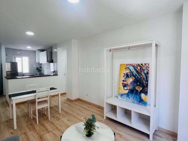 Piso en venta en Málaga, Parque Victoria Eugenia. PISO EN VENTA CON GARAJE Y TRASTERO EN SUÁREZ MÁLAGA CAPITAL. Pisos.