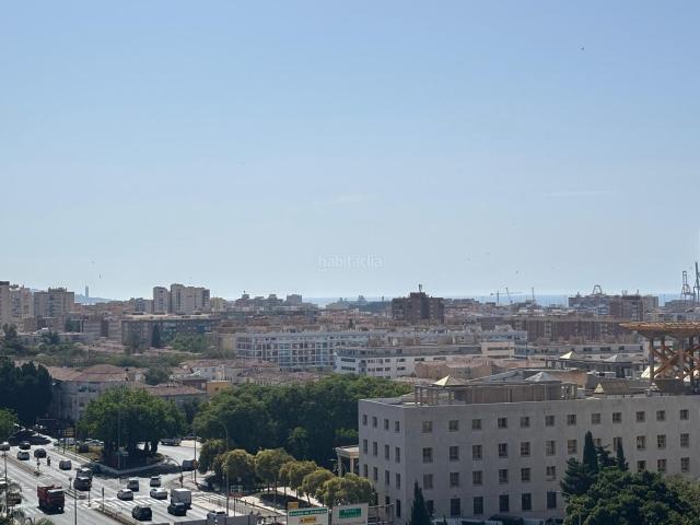 Piso en venta en Málaga, Portada Alta Pol. Crta. De Cártama. Luminoso piso de 3 dormitorios en Portada Alta con vistas despejadas y excelente ubicación. Pisos.