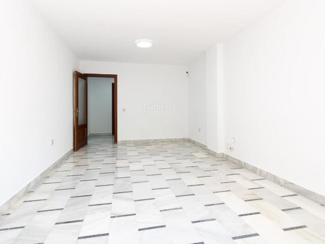 Piso en venta en Málaga, Puerta Blanca. Piso en Parque Litoral. Pisos.