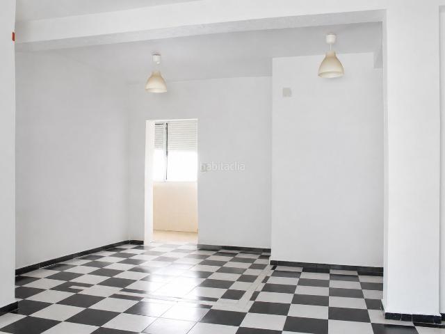 Piso en venta en Málaga, Puerta Blanca. Pisos.