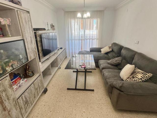 Piso en venta en Málaga, Santa Cristina San Rafael. Magnifico piso de tres dormitorios con dos baños. Pisos.