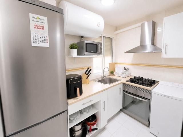 Piso en venta en Málaga, Santa Cristina San Rafael. Piso a diez minutos de todo. Pisos.