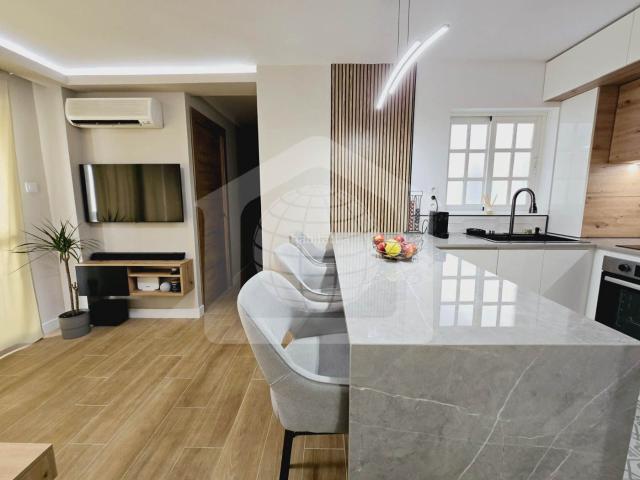Piso en venta en Málaga, Santa Cristina San Rafael. ¿Te imaginas vivir en una vivienda donde cada espacio está pensado para adaptarse a tu forma de vida? *. Pisos.