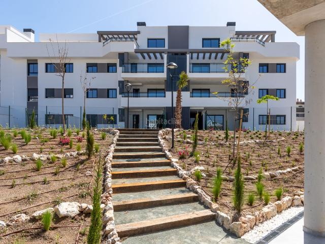 Piso en venta en Málaga, Santa Isabel. Pisos de obra nueva en Puerto de la Torre. Pisos.