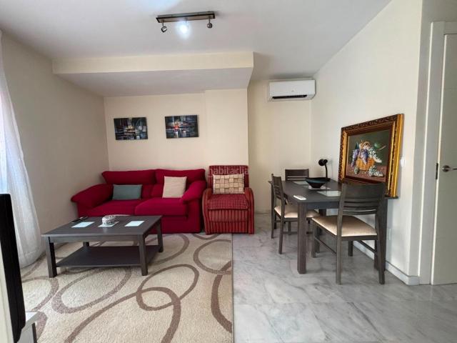 Piso en venta en Málaga, Suárez. Edificio de 2010, 3 dormitorios, excelentes calidades y todo exterior. Pisos.