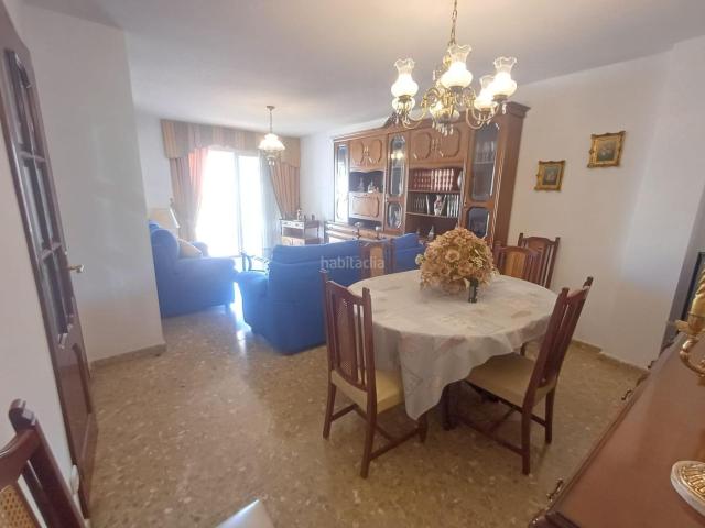 Piso en venta en Málaga, Suárez. Espacioso piso en zona Suarez. Pisos.