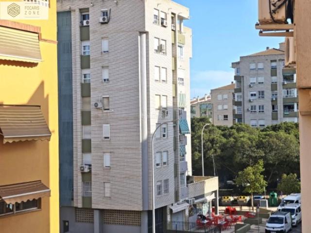 Piso en venta en Málaga, Suárez. LA CERCANÍA DEL CENTRO SIN PAGAR SU PRECIO. Pisos.