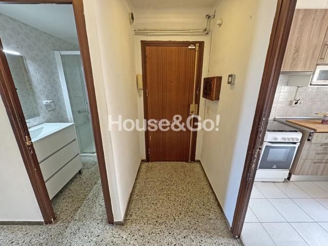 Piso en venta en Malgrat de Mar. Piso de 3 dormitorios sin ascensor. Pisos Malgrat de.