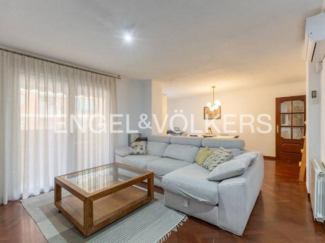 Piso en Venta en Malilla