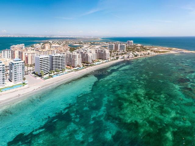 Piso en venta en Manga del Mar Menor La, Veneziola. Apartamento de 2 dormitorios en venta en La Manga del Mar Menor, con piscina. Pisos Manga del Mar Menor.