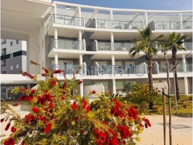 Piso en venta en Manilva, Chullera. EXCLUSIVO APARTAMENTO A ESTRENAR CON TERRAZA, GARAJE Y TRASTERO EN HACIENDA CLUB ALDEA HILLS, MANILVA. Pisos.