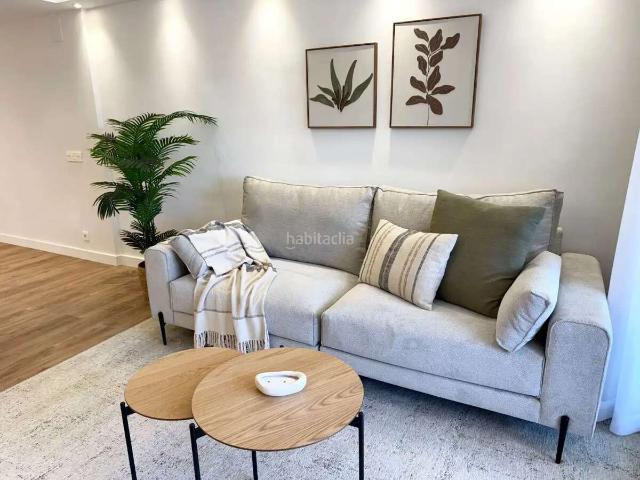 Piso en venta en Manilva, Puerto de la Duquesa. Pisos.