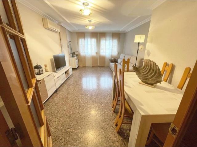 Piso en venta en Manises, El Mercado