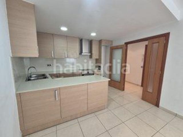 Piso en venta en Manlleu. Pisos.