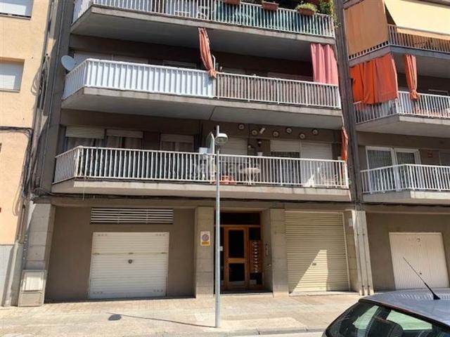 Piso en venta en Manlleu. Pisos.