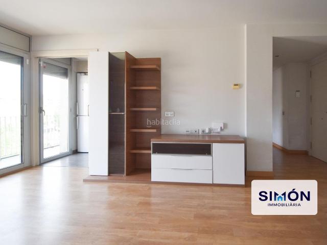 Piso en venta en Manresa, Carretera de Vic Remei. Espectacular piso 3 habitaciones, 2 baños, trastero, parking y además piscina!. Pisos.