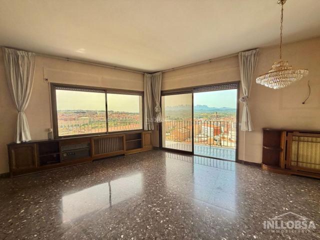 Piso en venta en Manresa, Centre Passeig i Rodalies. ESPACIO, LUZ Y VISTAS EN EL CENTRO DE MANRESA. Pisos.