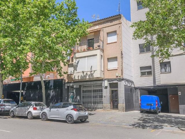 Piso en venta en Manresa, de 107 m² 4 habitaciones por 156.000