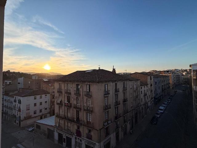 Piso en venta en Manresa, de 118 m² 4 habitaciones por 160.000
