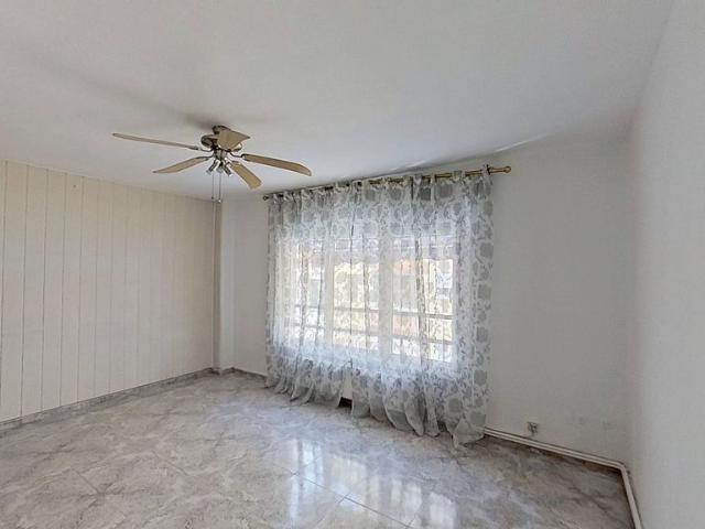 Piso en venta en Manresa, de 91 m² 4 habitaciones por 149.000