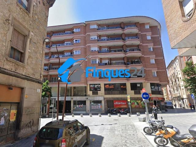 Piso en venta en Manresa, de 95 m² 3 habitaciones por 150.000