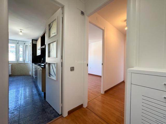 Piso en venta en Manresa, Font dels Capellans Sagrada Familia. PISO DE 4 HABITACIONES REFORMADO EN MANRESA. Pisos.