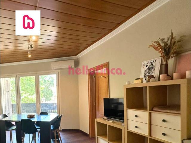 Piso en venta en Manresa, Poble Nou. Piso reformado con balcón grande en le centro de Manresa. Pisos.