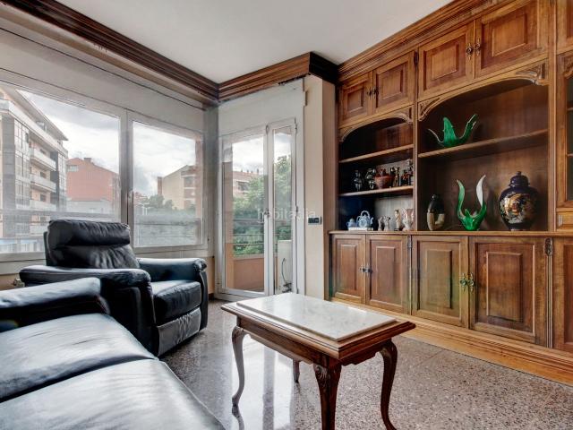 Piso en venta en Manresa, Plaça Catalunya. Pis en venda a Manresa. Pisos.