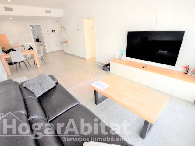 Piso en venta en Massamagrell. AMPLIO Y MUY LUMINOSO CON TERRAZA Y GARAJE, CERCA DEL CENTRO. Pisos.