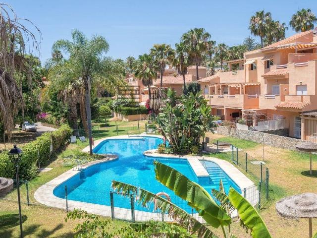 Piso en venta en Marbella, Marbesa. Piso en venta en Dunas Beach en Marbella. Pisos.
