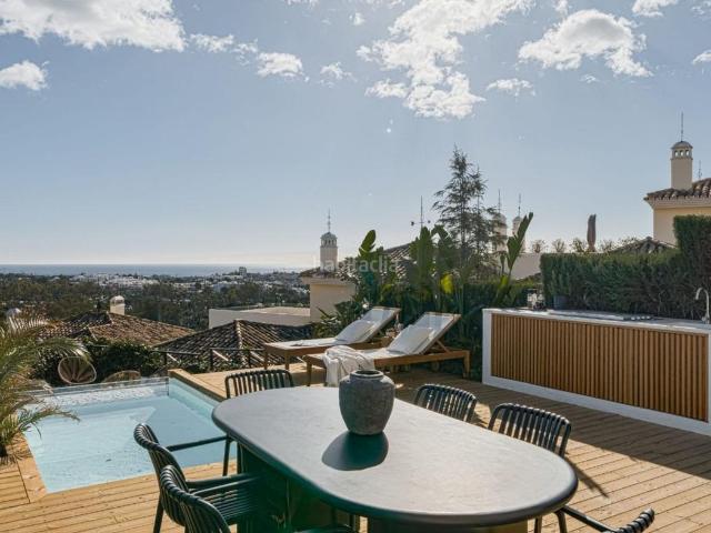 Piso en venta en Marbella, Aloha. Impresionante Apartamento de Lujo en Alquiler o Venta ? Palacetes Los Belvederes, Nueva Andalucía Una joya exclusiva en una de las. Pisos.