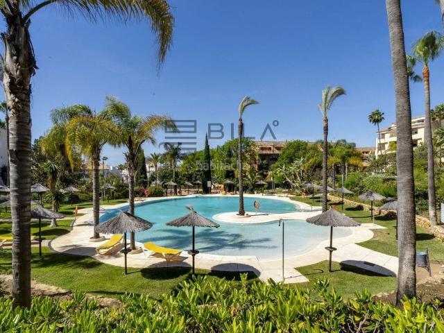 Piso en venta en Marbella, Bahía de Marbella. Piso en venta enUrb. Bahía de Marbella, Marbella. Pisos.