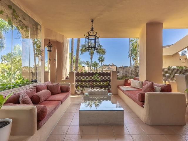 Piso en venta en Marbella, Casco Antiguo. Pisos.