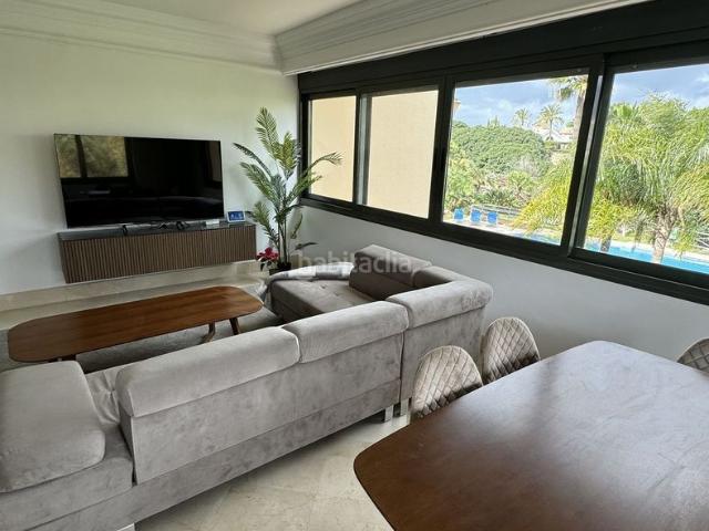 Piso en venta en Marbella, Las Brisas. Pisos.