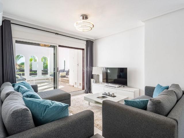 Piso en venta en Marbella, Las Brisas. Pisos.