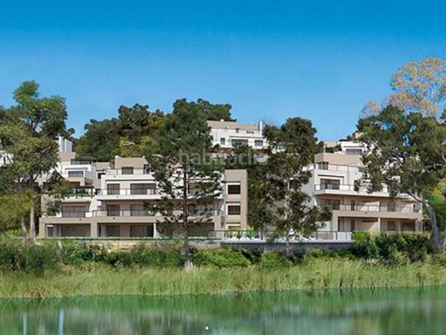 Apartamento en venta en Marbella, Los Naranjos. Apartamentos.