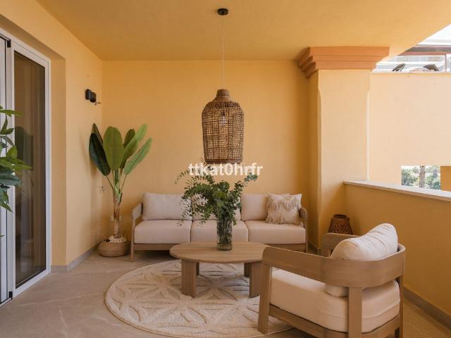Piso en venta en Marbella, Las Brisas. Pisos.
