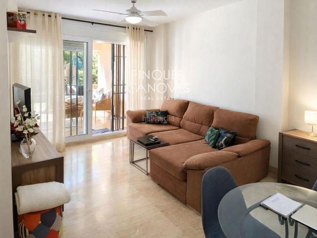 Piso en venta en Marbella, Las Chapas Alicate Playa. Vive a solo 50 metros del mar en una de las zonas más exclusivas de Marbella. Pisos.