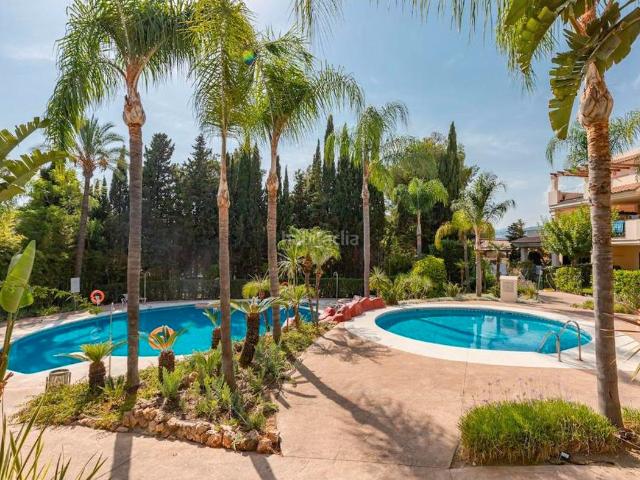 Piso en venta en Marbella, Los Naranjos. Aloha: Tu Paraíso con Jardín en Marbella. Pisos.