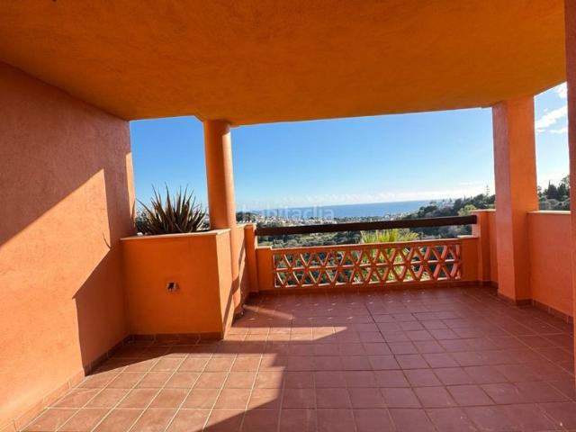 Piso en venta en Marbella, Reserva de Marbella. Magnífico piso en venta en Marbella con vistas al mar y al golf. Pisos.